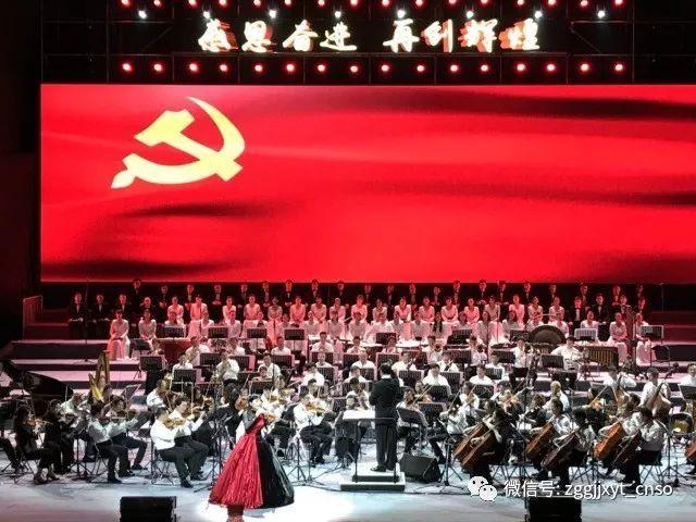 “第十届全国大众冰雪季”青岛站青岛市第五届冬季全民健身运动会暨“奔跑吧·少年”迎冬运青岛市青少年冰雪季开幕